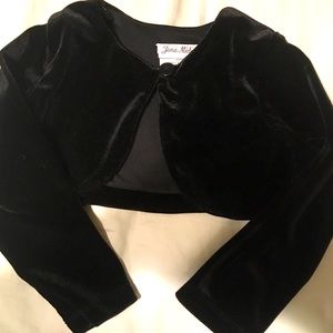 5️⃣ velvety shrug 5/$20